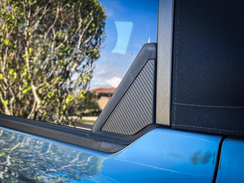 3D Carbon Rear Window Triangle Overlay - 2021+ Bronco 4 Door - StickerFab