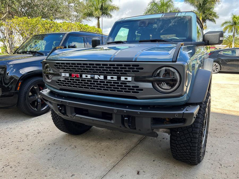 "R" Grille Overlay - 2021+ Bronco - StickerFab